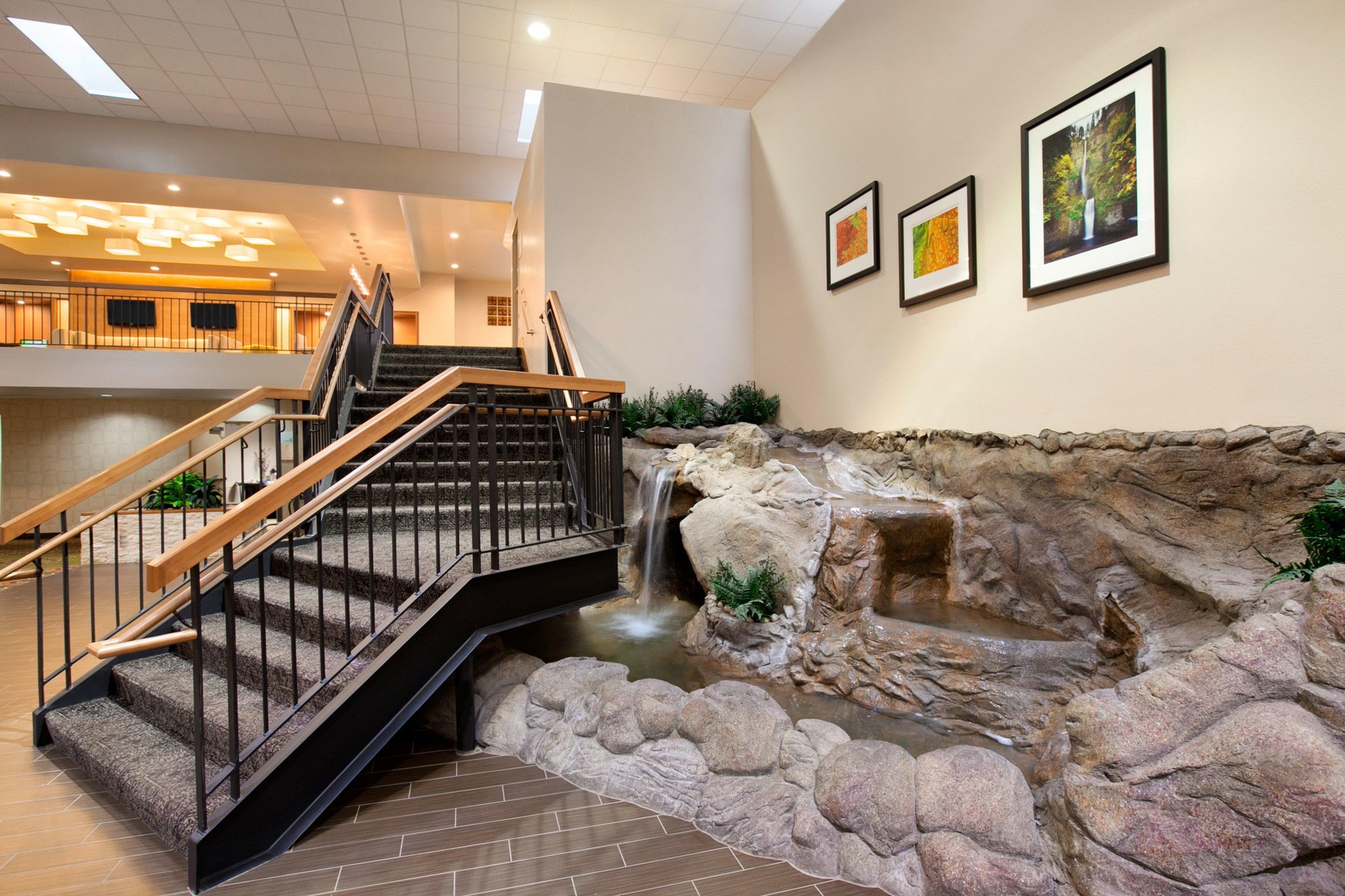 Holiday Inn Portland-Airport I-205 By Ihg Esterno foto